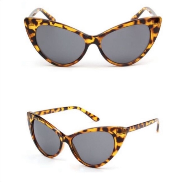 🌷Stylish Leopard Cat Eye Sunglasses! - Picture 4 of 4